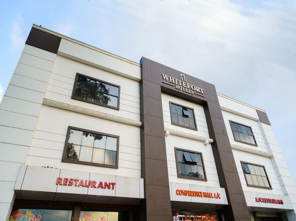 Oyo 9404 Hotel White Fort Mananthavady Luaran gambar