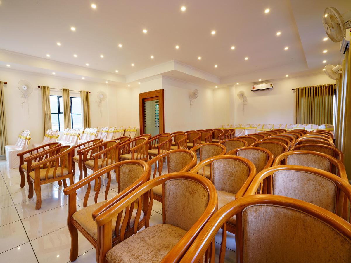 Oyo 9404 Hotel White Fort Mananthavady Luaran gambar