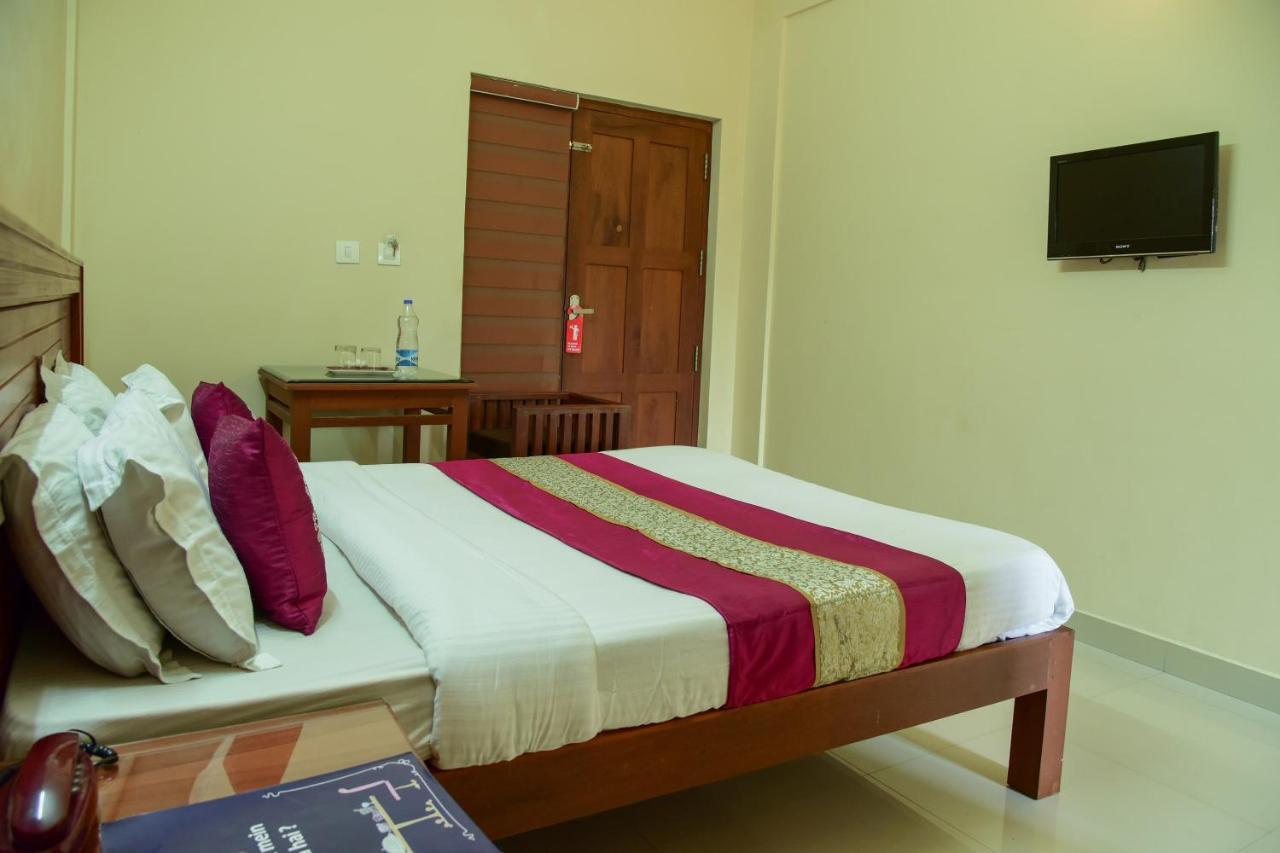 Oyo 9404 Hotel White Fort Mananthavady Luaran gambar