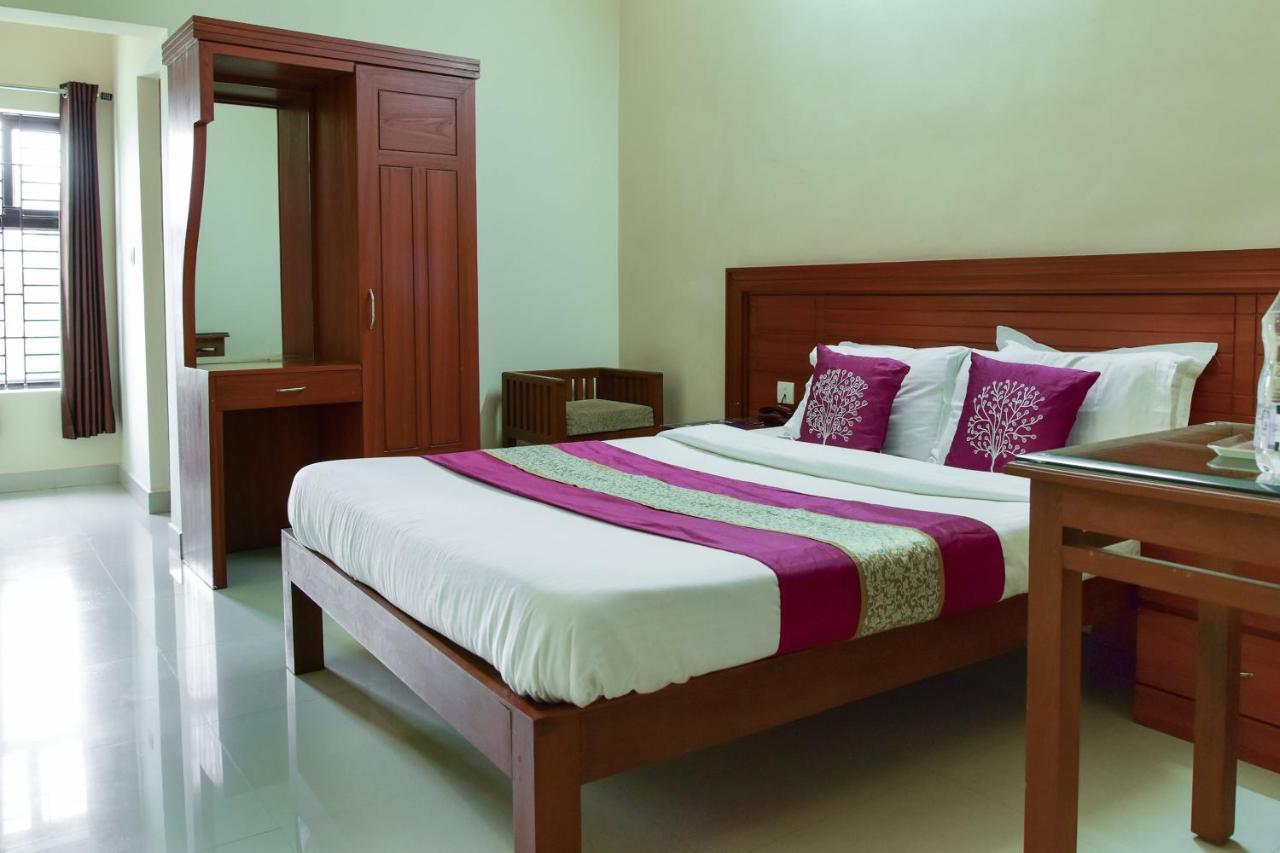 Oyo 9404 Hotel White Fort Mananthavady Luaran gambar
